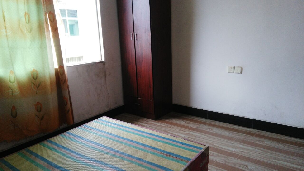昌北经济开发区新建县黄家湖大道(老欧菲光厂对面)