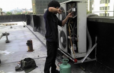 南昌专业空调维修 空调移机加氟钻孔一条龙服务_2