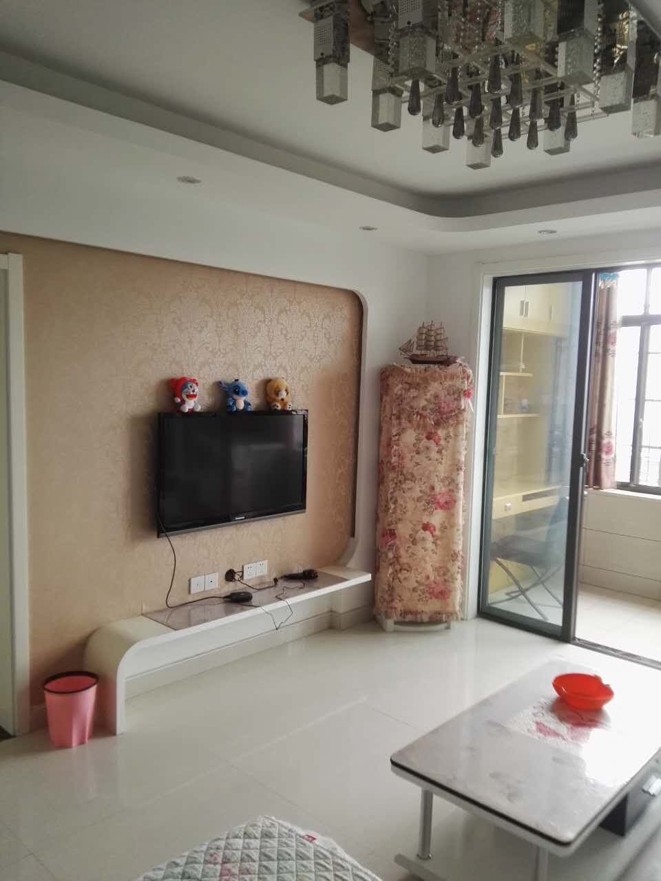 解放西路中大紫都2室2厅(家电齐全,首租,拎包入