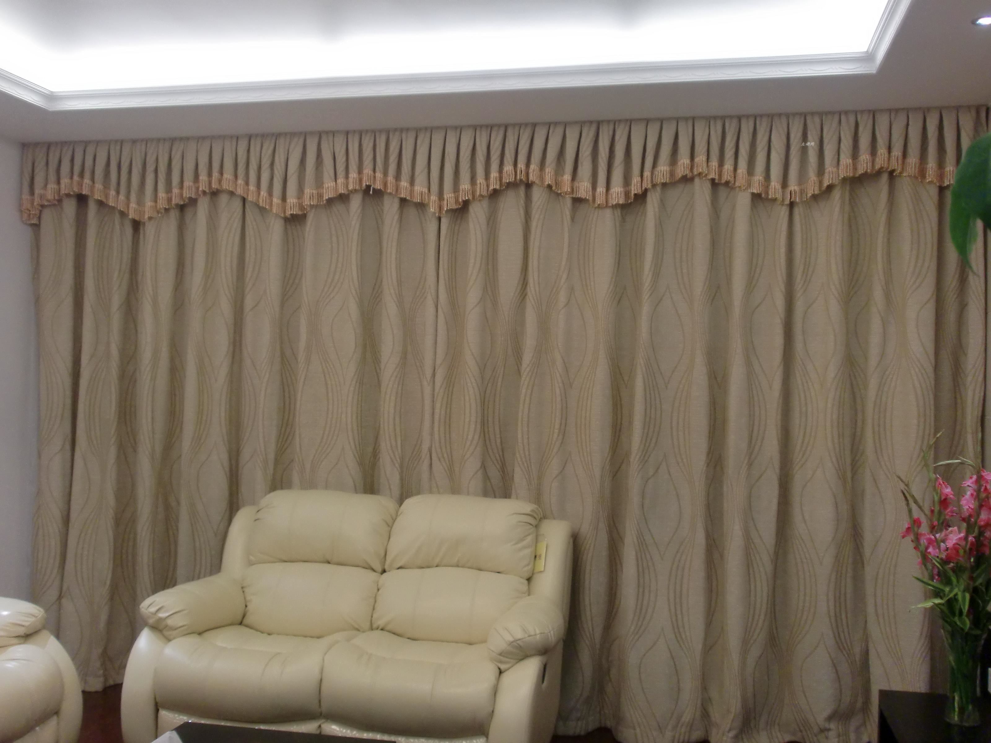 厂家定制各种窗帘墙布墙纸，价格低品种新多_19