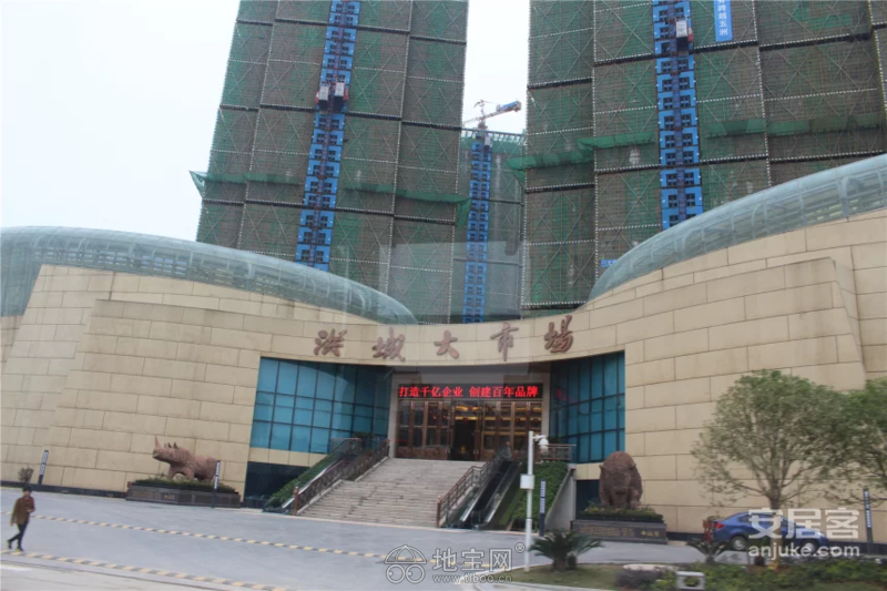 个人出售新洪城大市场。A2市场商铺转让 急用钱