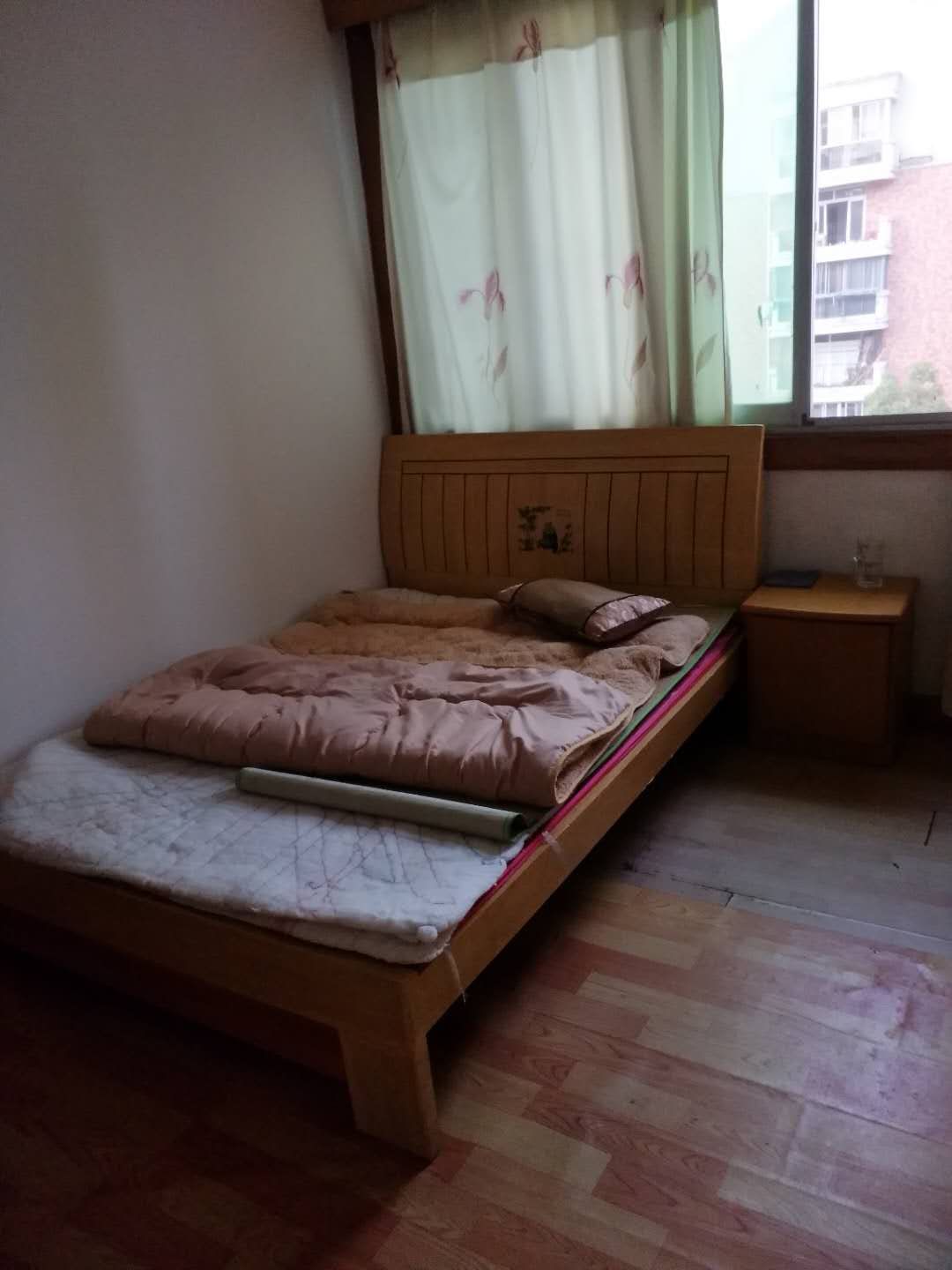 青云谱世纪欧美包家花园套房单间