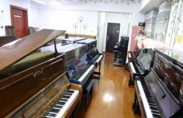 钢琴出租80元每月_2