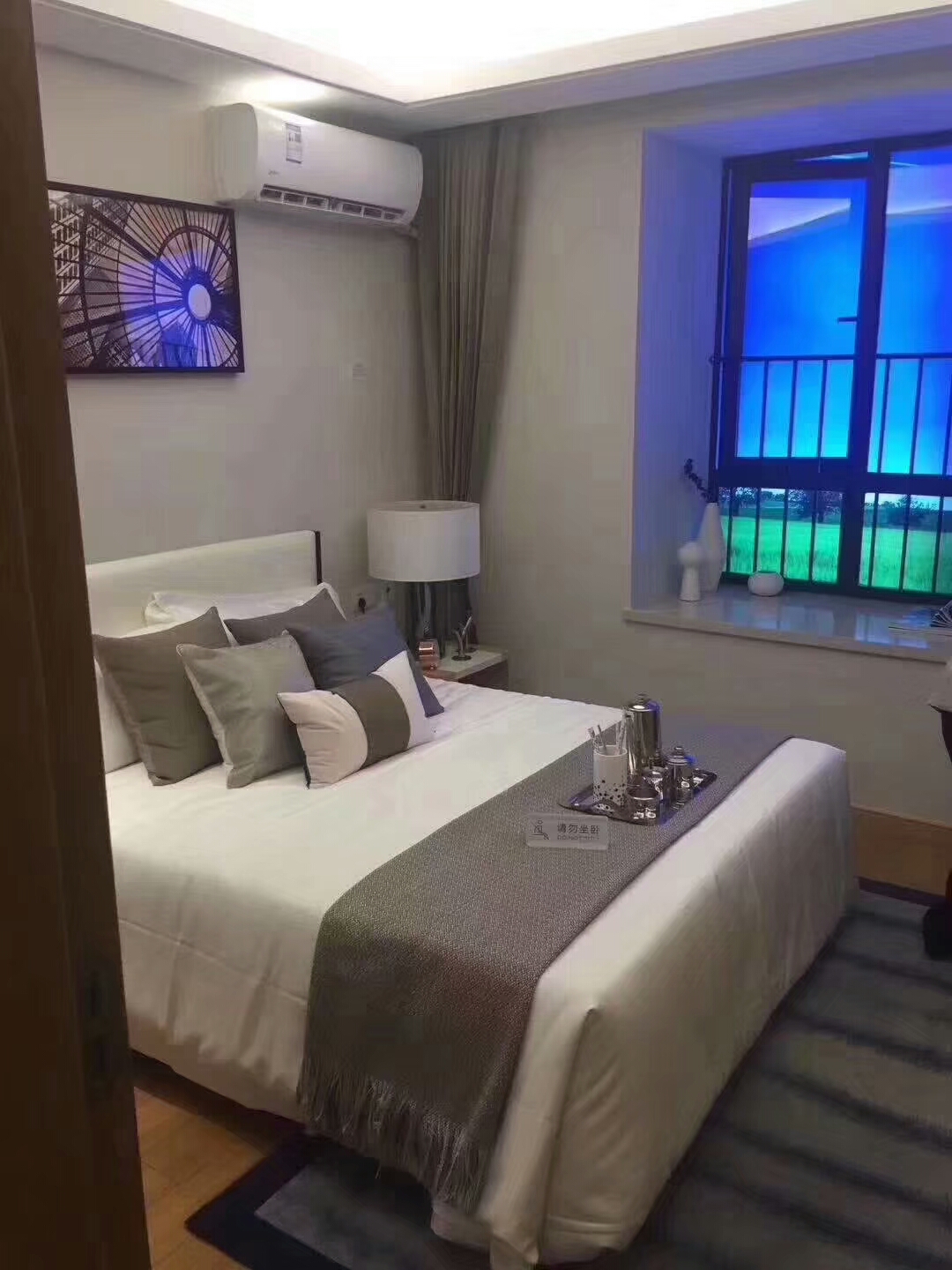 精装一手江景公寓出售看房车接车送