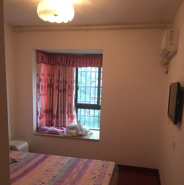 经纬府邸南北通透稀缺两房拎包入住随时看房