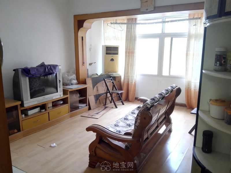 体育公园南京东路50号第二体校宿舍2室2厅