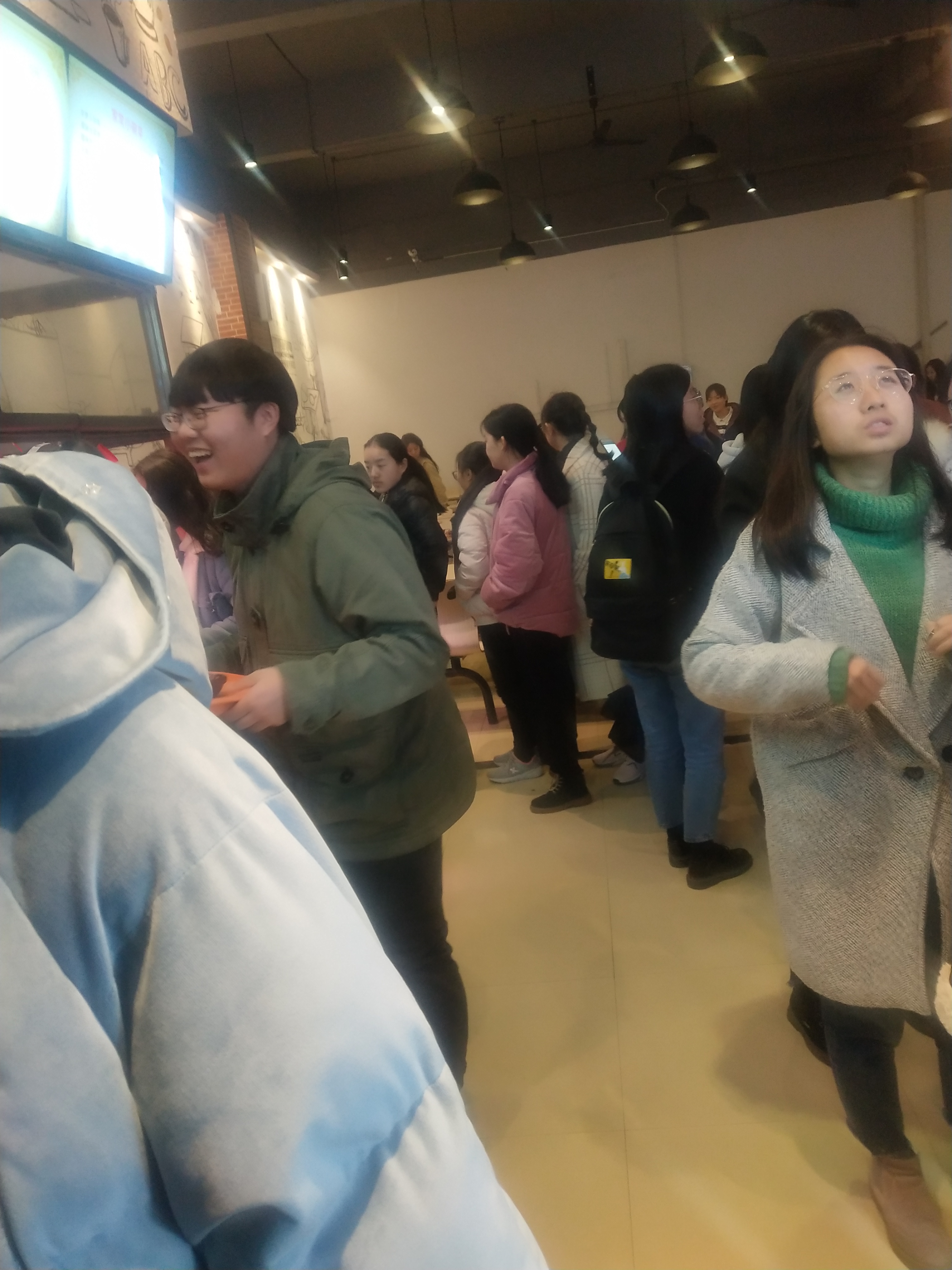 低价转让学校窗囗只能做小碗菜