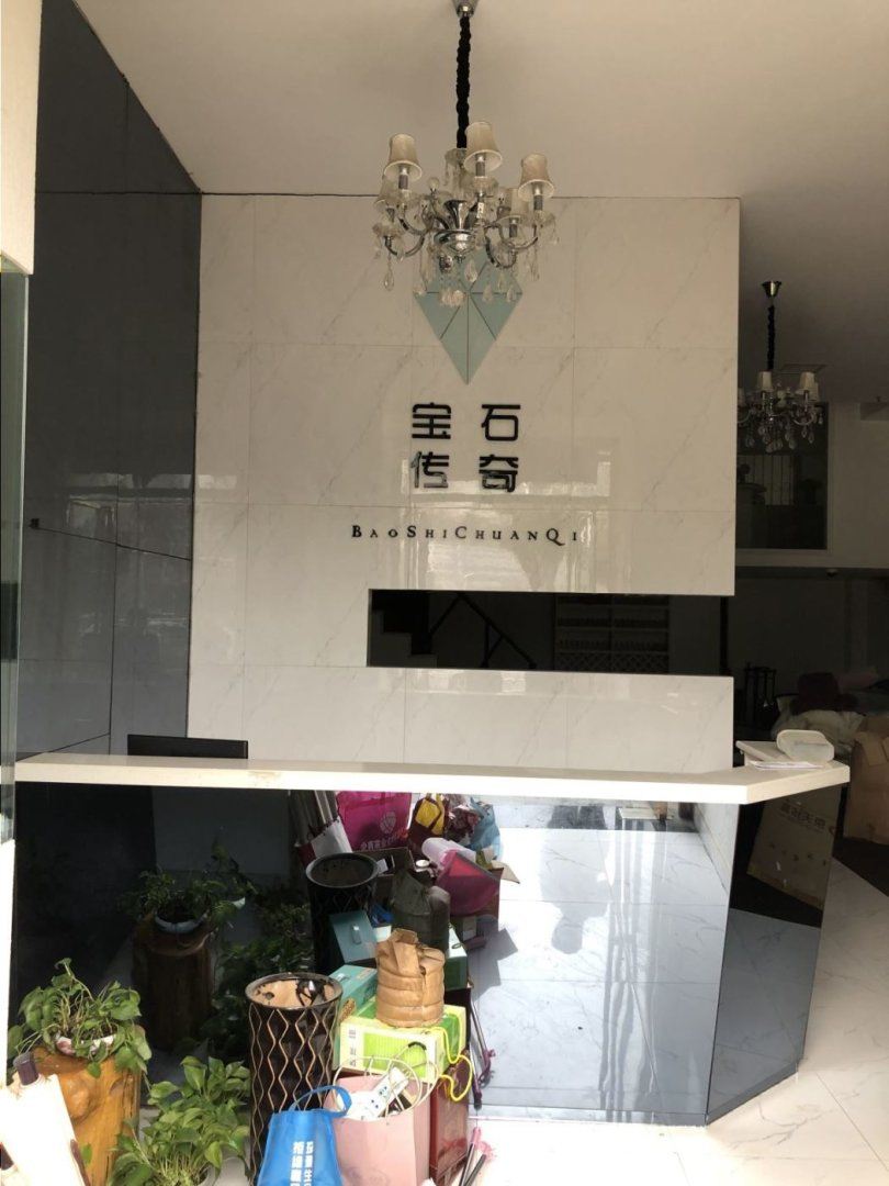 可以卖红酒开超市,开茶庄,地段好,80块