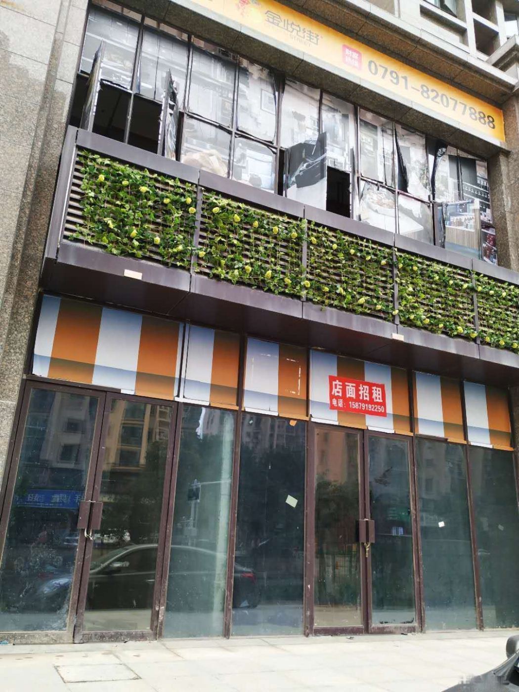 出租红谷滩新区丰和中大道商业街店铺