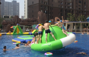 南昌市夏季水上拓展水上趣味运动会水上亲子活动_7