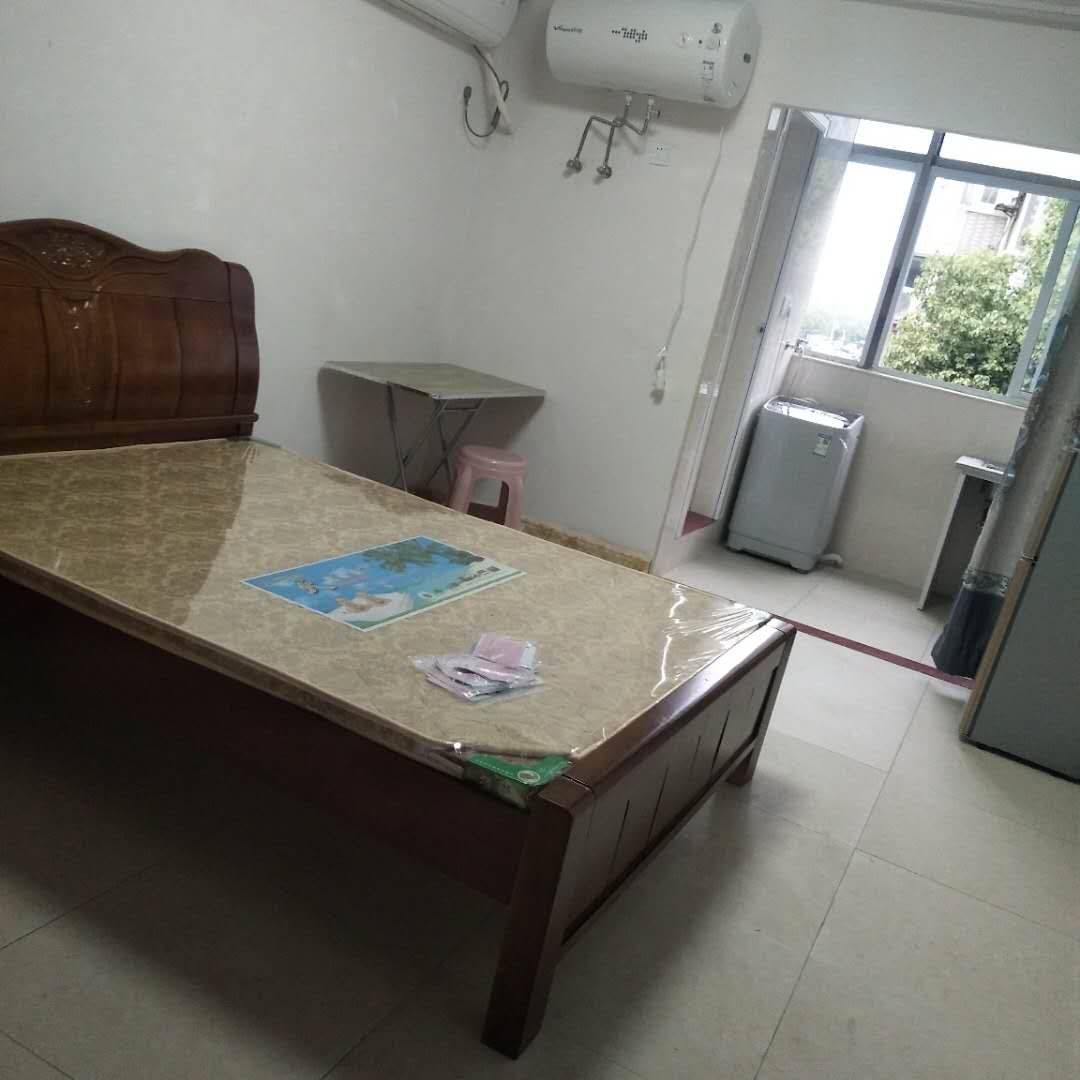 高新大道梁万村