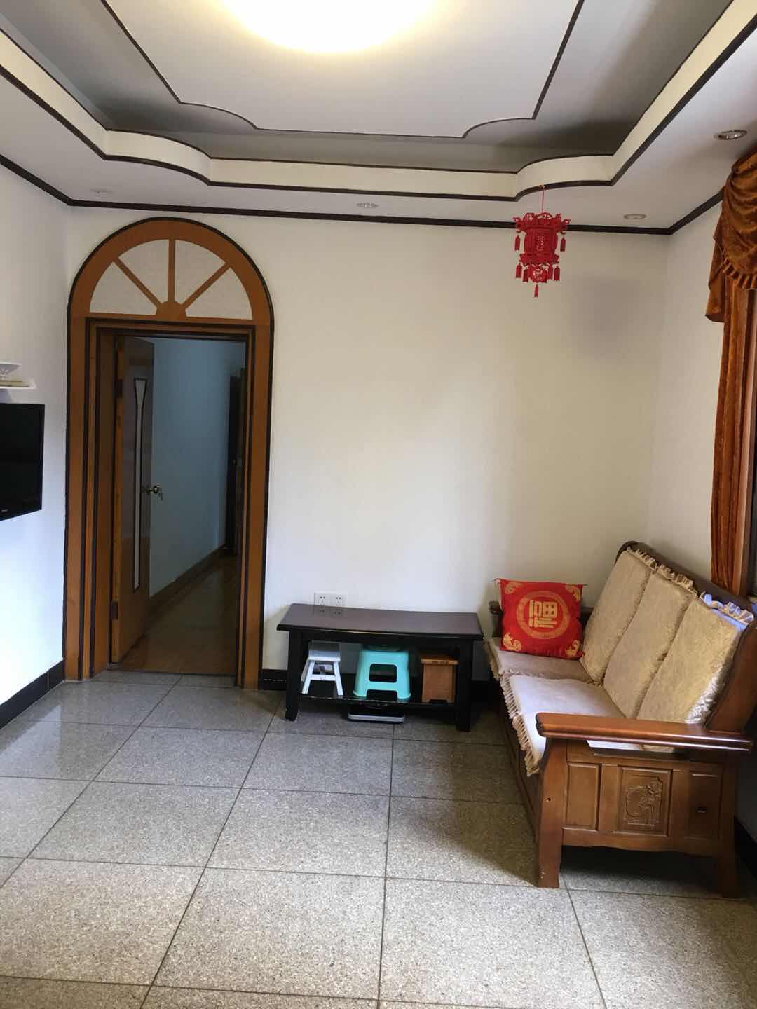 师大附中旁新魏路社区精装房屋出租