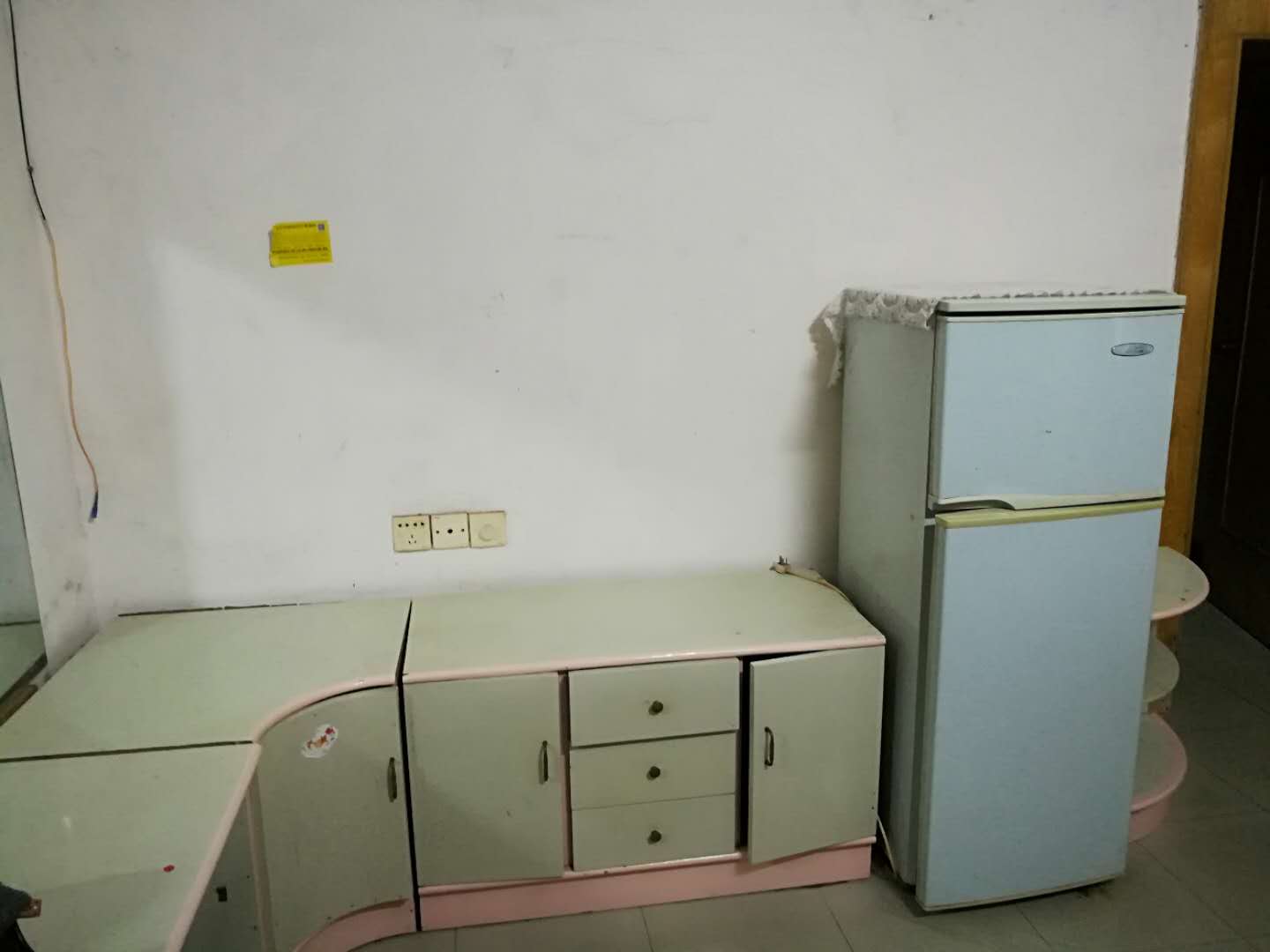 青云谱小学旁单位小区