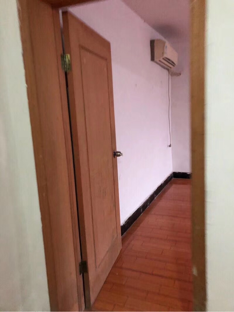 洪城大市场旁一室一厅出租