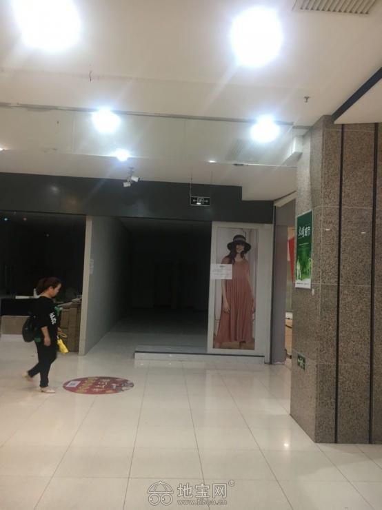 亿升商场购物中心二楼商铺出租