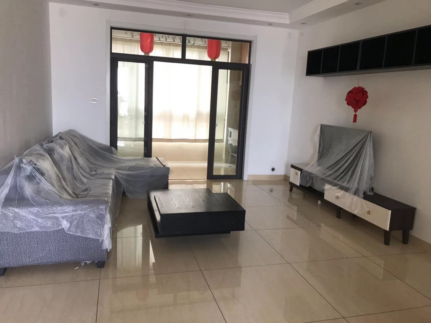 绿地香颂 精装通透三房 家电齐全 拎包入