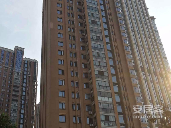 西湖区沿江中大道288号皇冠国际花园酒店1512
