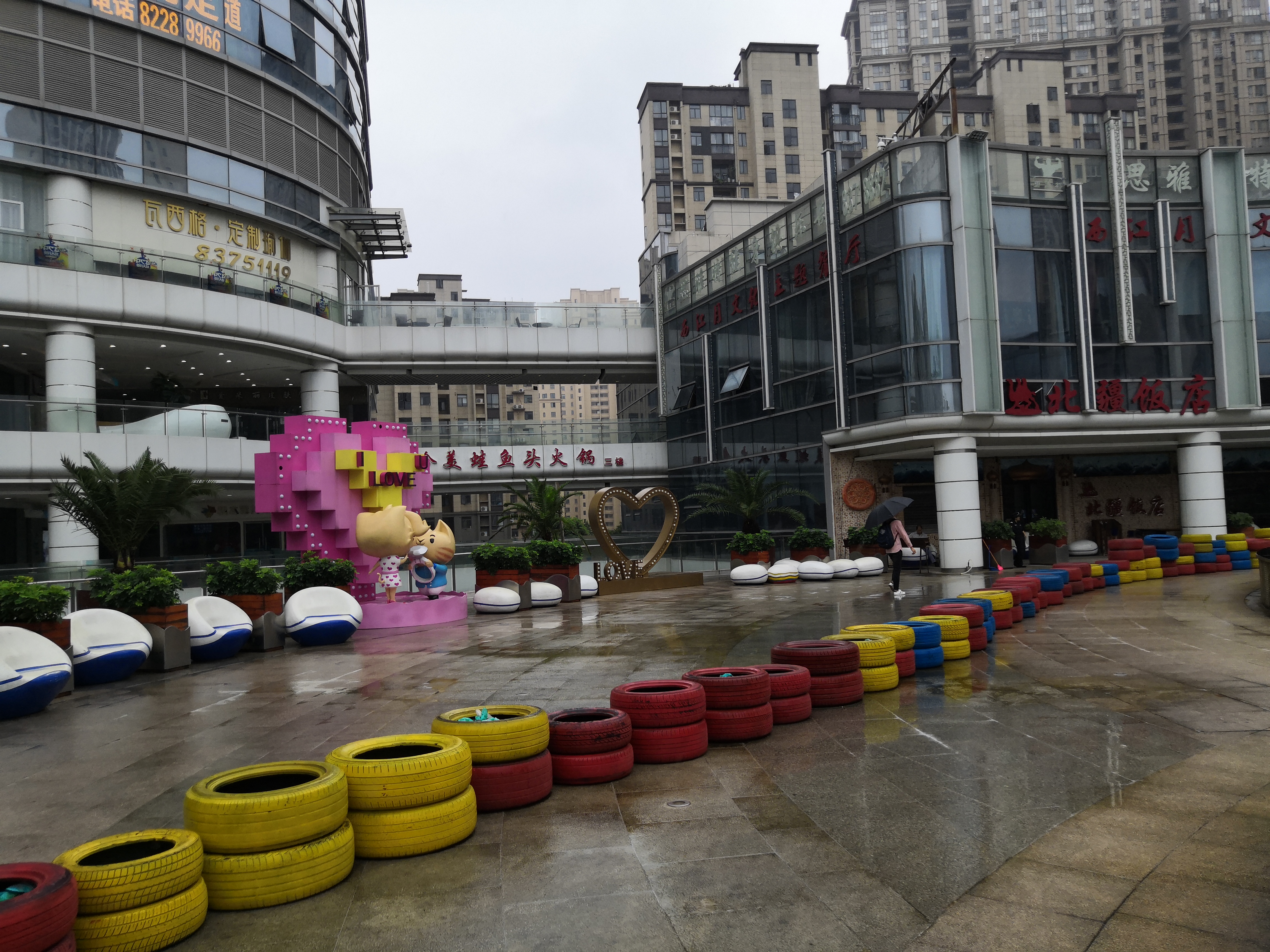 新建大型商業綜合體噴泉水秀廣場旁餐廳轉讓(招租)