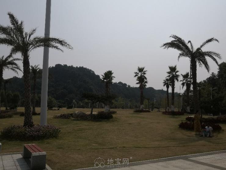 两室一厅学区好房出租