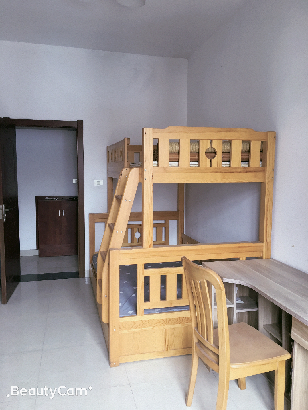 师大附中旁 地铁口附近精装2房