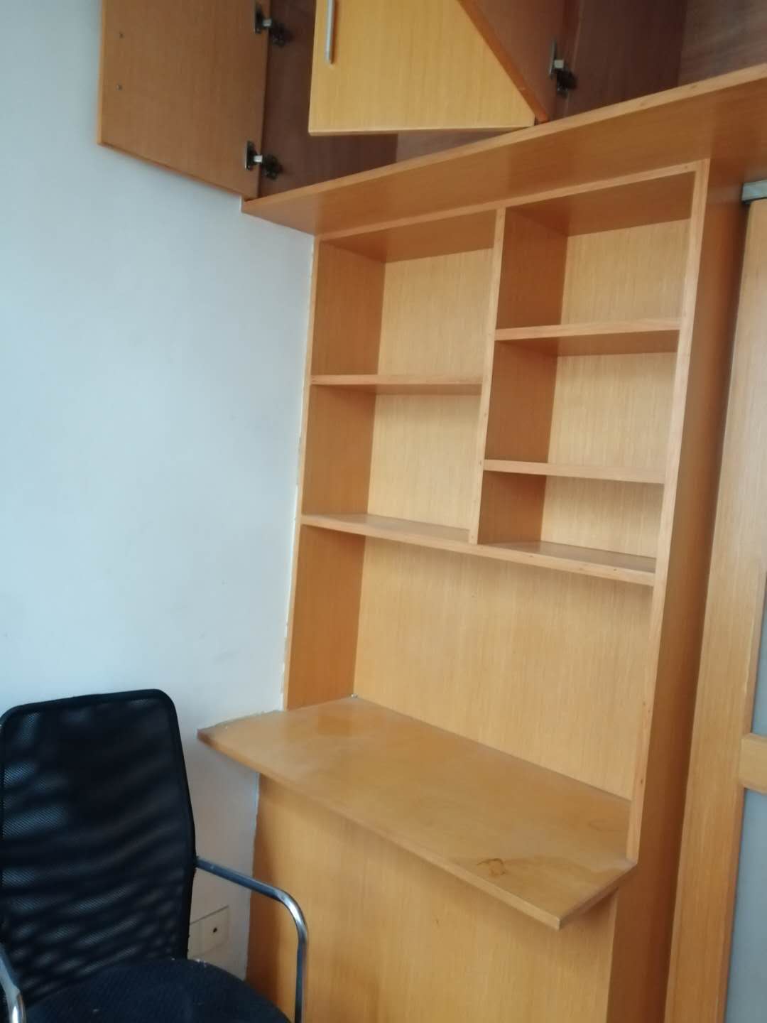 新建区工业大道旁3室2厅90平米1600元/月普