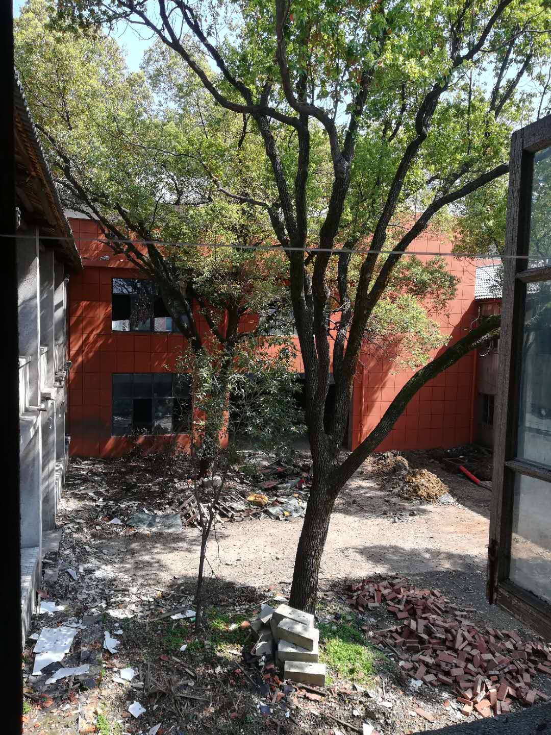 驭世界电竞欢乐谷独立四合院落招租