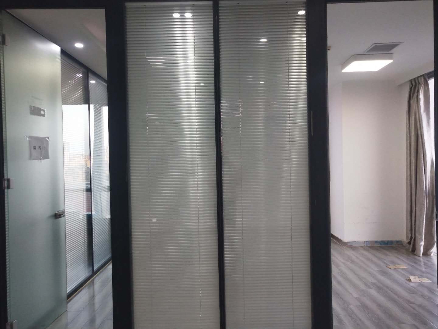 万达中心, 便捷交通,拉近财富距离,价格实惠