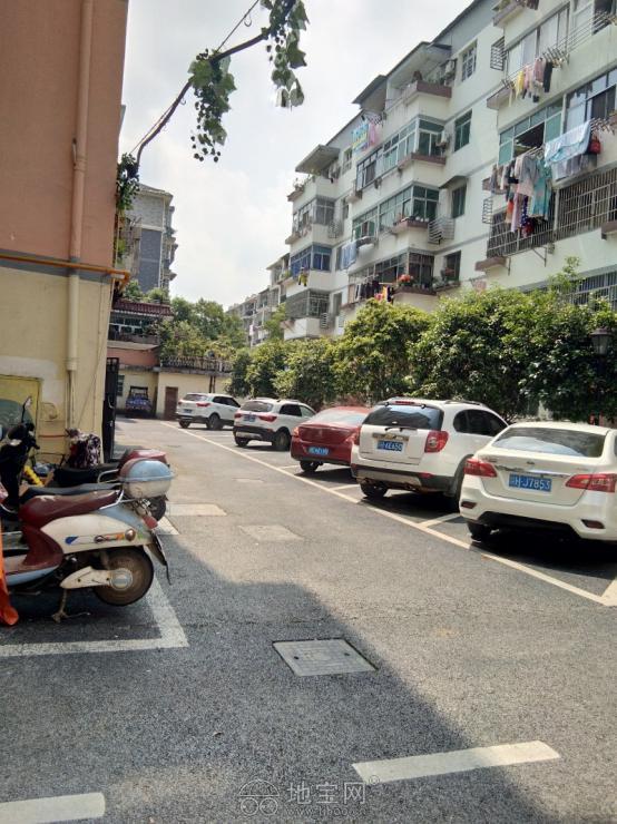 两室一厅学区阳光房出租
