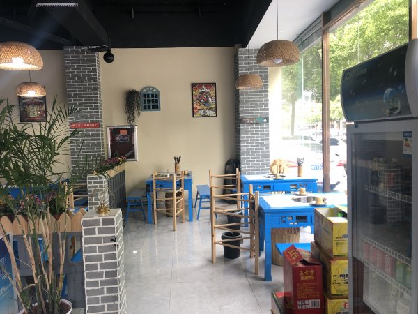 金/融大街商业中心,跑火地段精装餐饮店转让