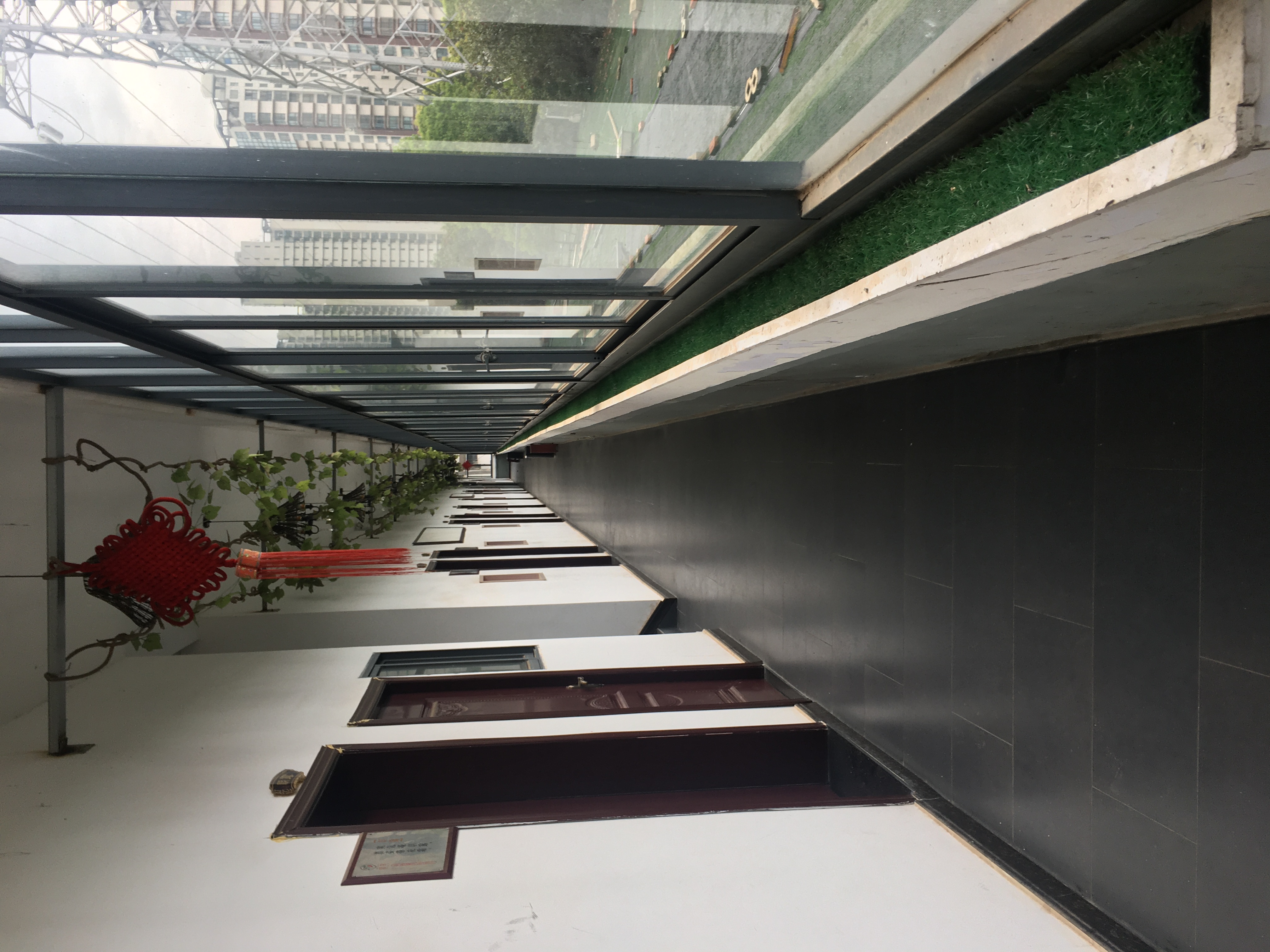 繁华地段2000平米酒店便宜出租,可做写字楼仓库
