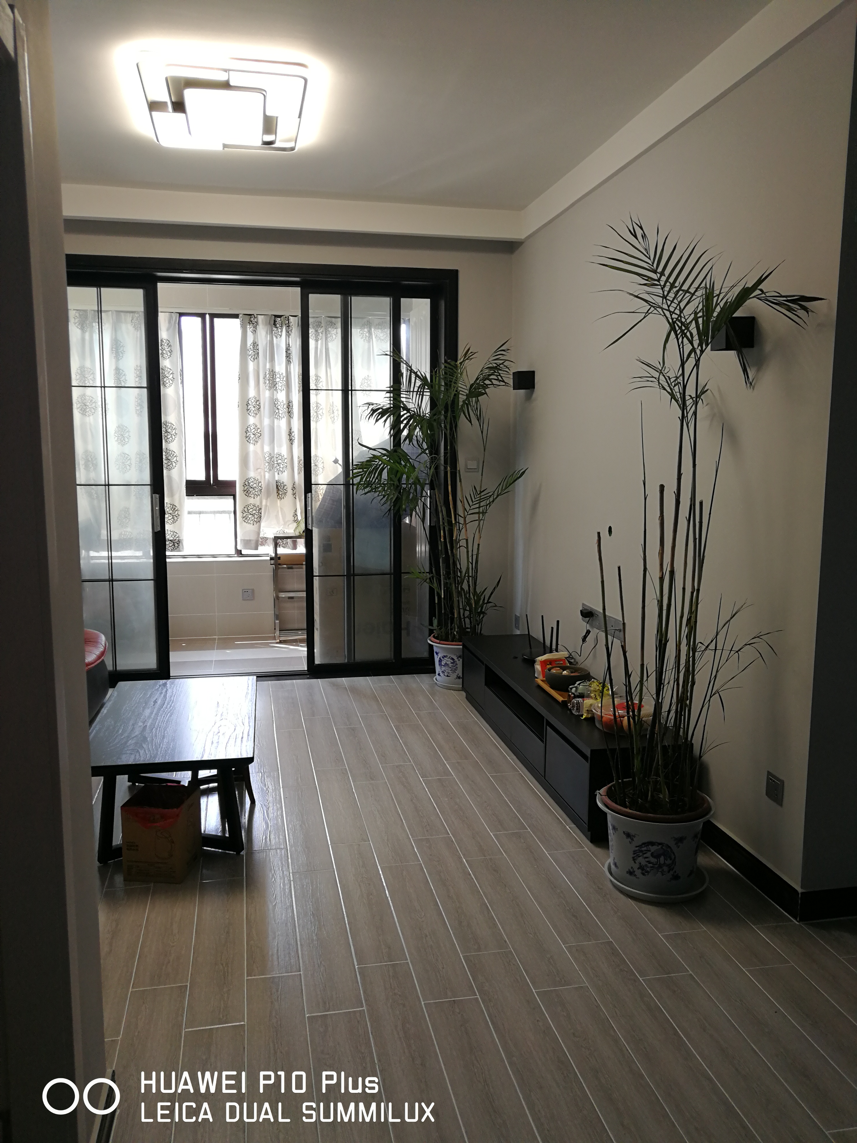 新建区长征西路丁家花园2室2厅76平米2200元