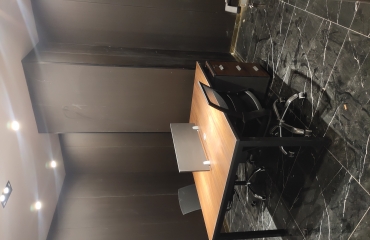翠林国际大厦 电梯口中式豪装 大气前台 可带厨房_7