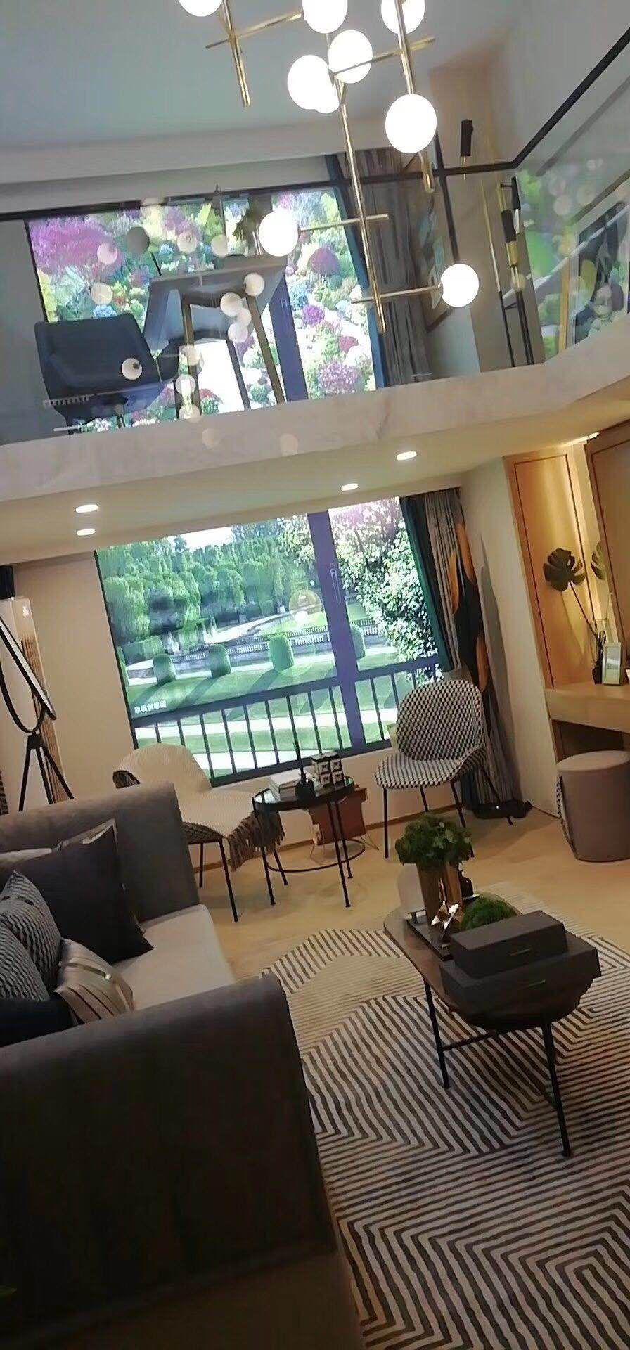 青云府毛坯和精装LOFT公寓南昌三中旁自住返租投