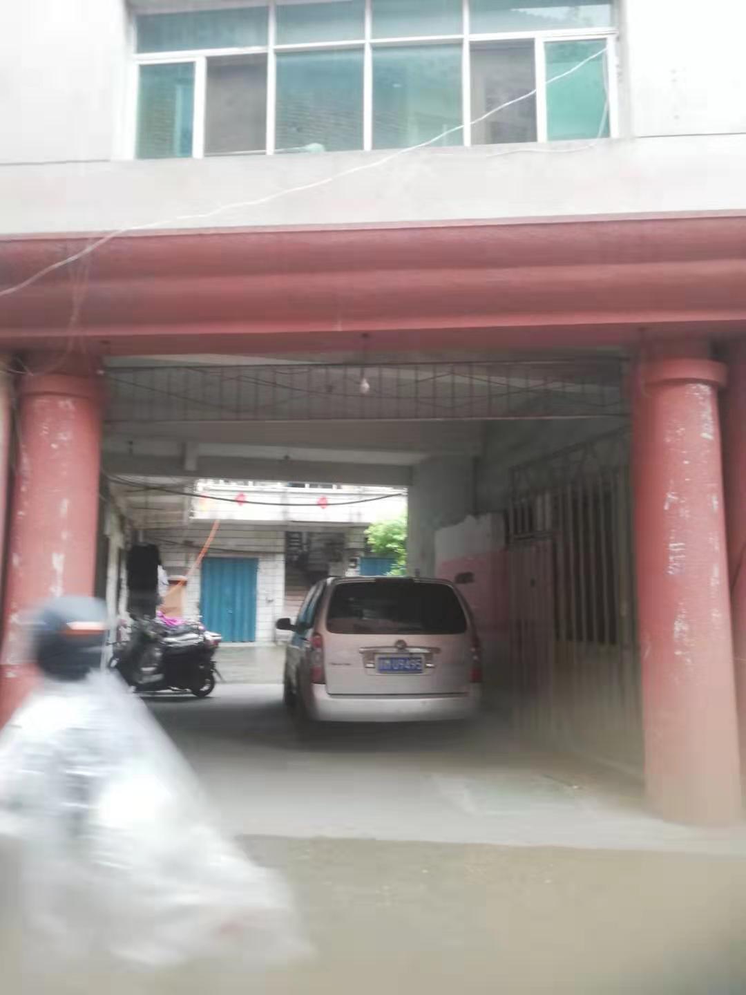 南京西路殷家墩大仓库