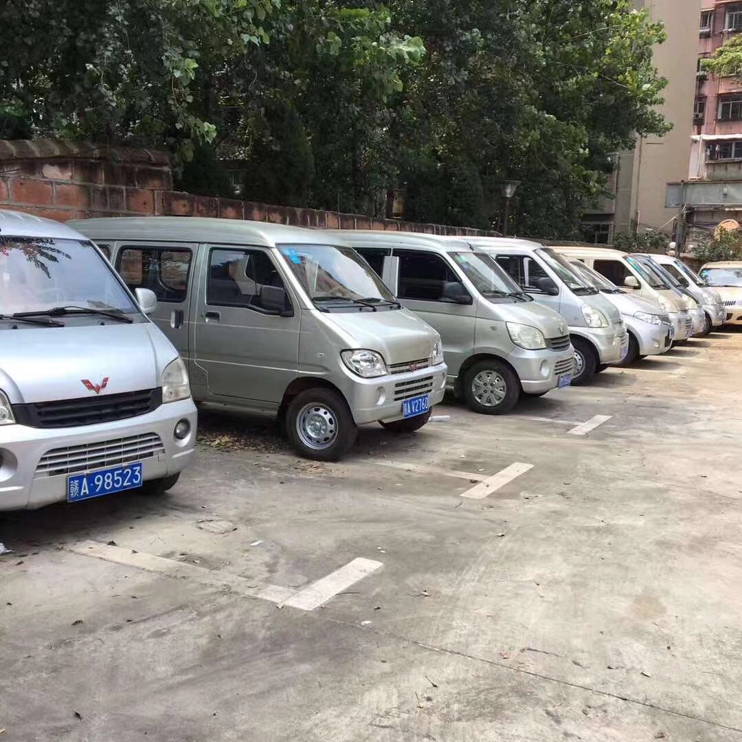 高价收购面包车