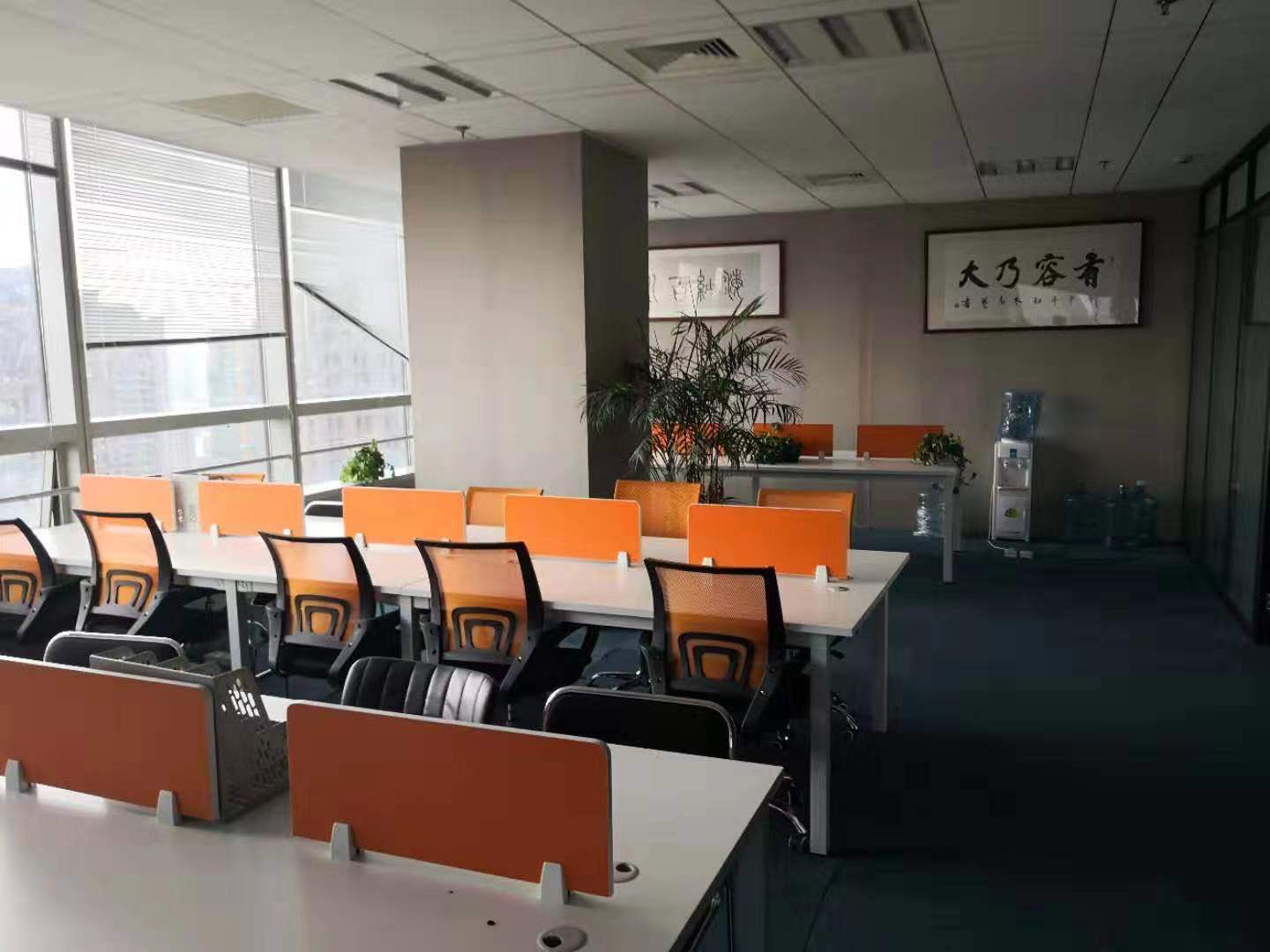 联发广场特价写字楼,精装带家具仅租63,红谷滩甲