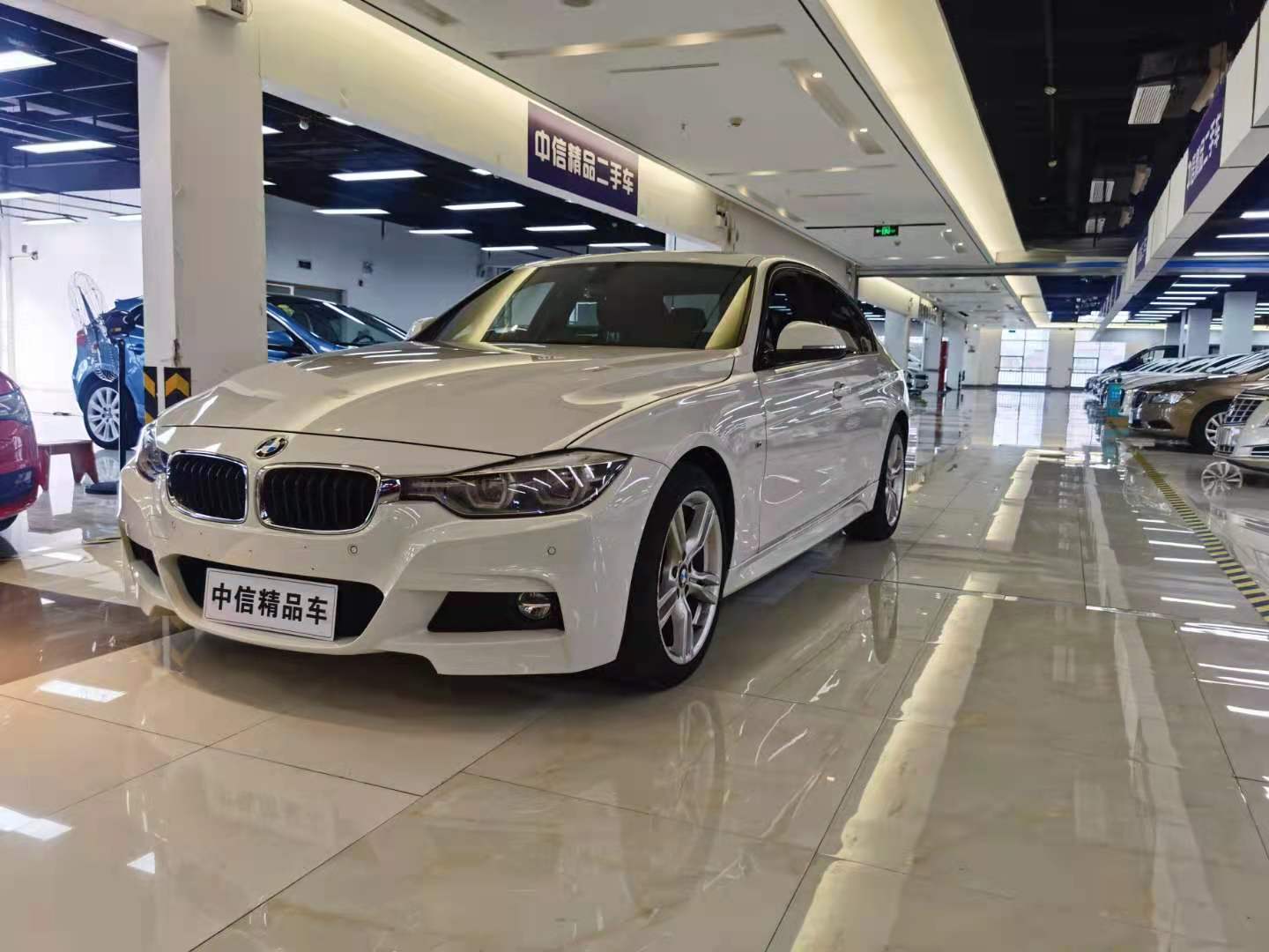 宝马 3系 320i M时尚型 2017年上牌