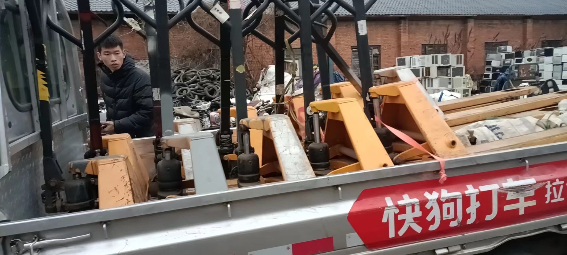 专业修理液压叉车地牛液压货梯平台_16