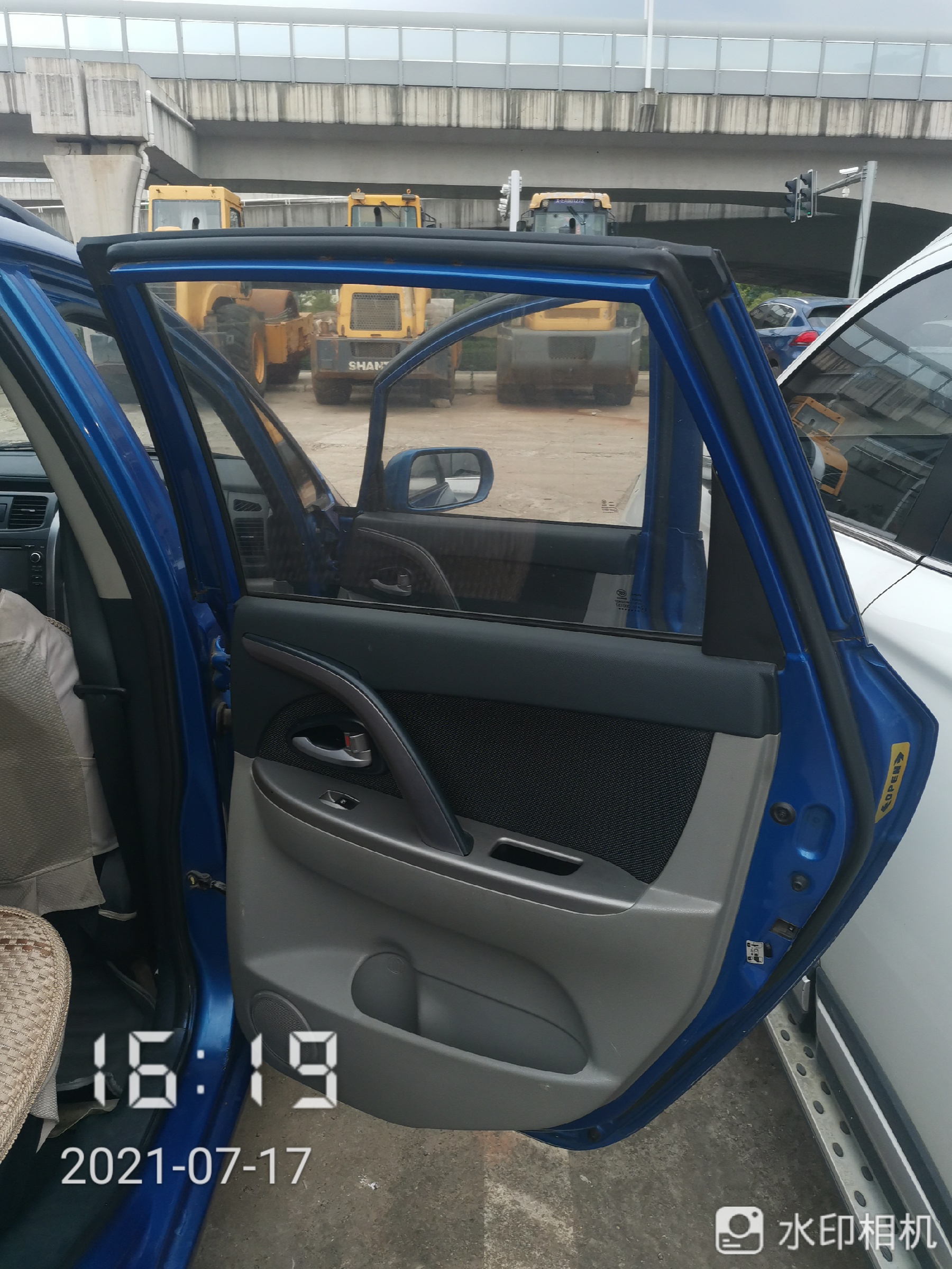 长安SUV CX20 1.3L AT自动舒适版 _9