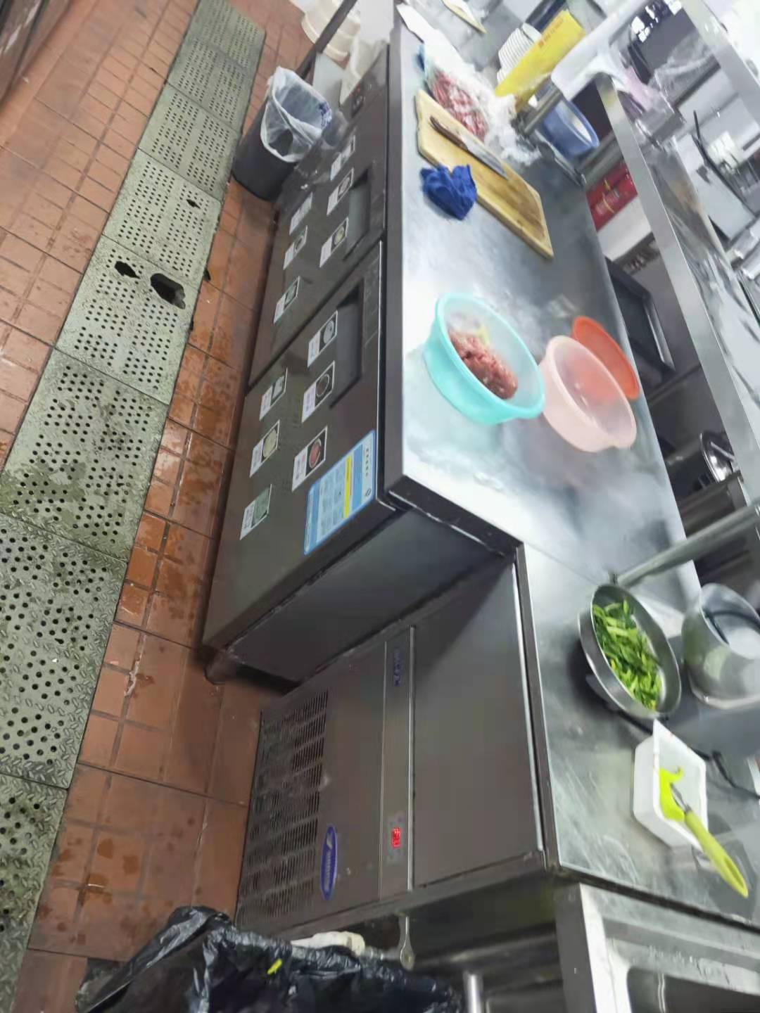 火锅店整体设备回收餐饮厨具厨房用品回收_8