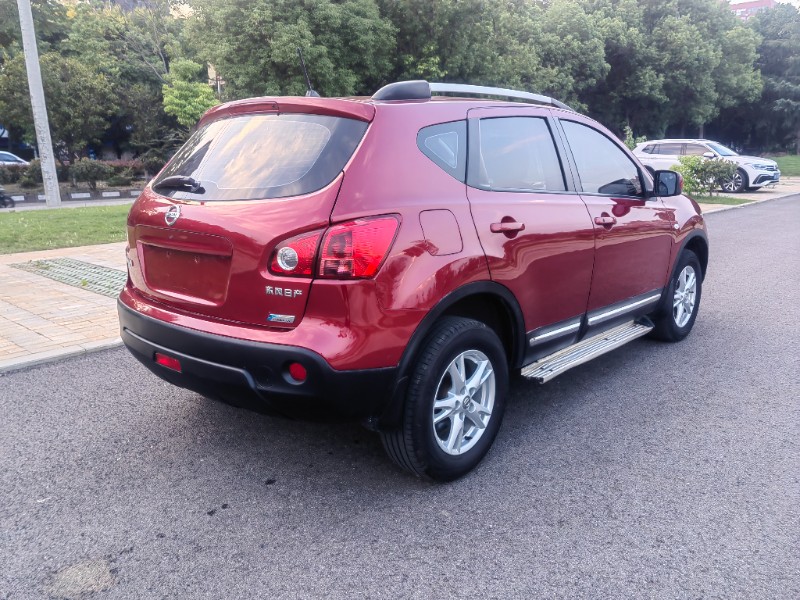 日产 逍客 2.0XL 火 CVT 2WD 20_4