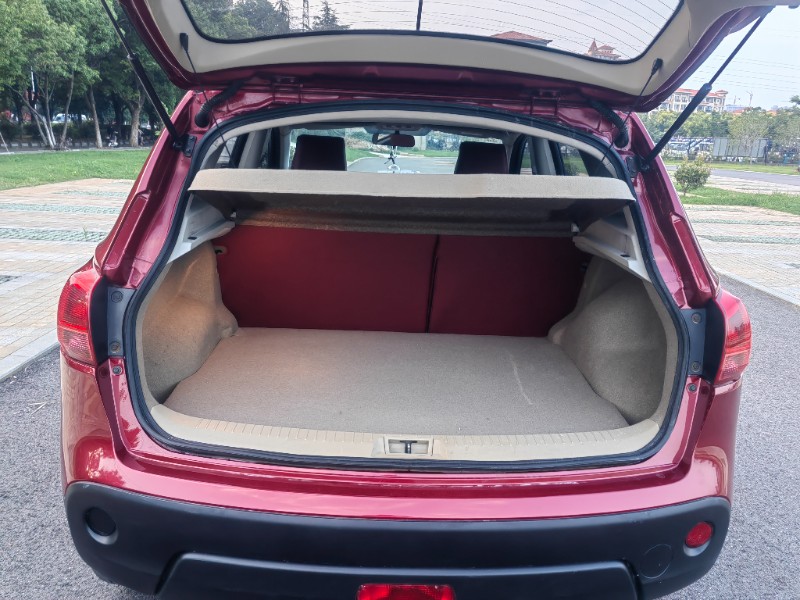 日产 逍客 2.0XL 火 CVT 2WD 20_12