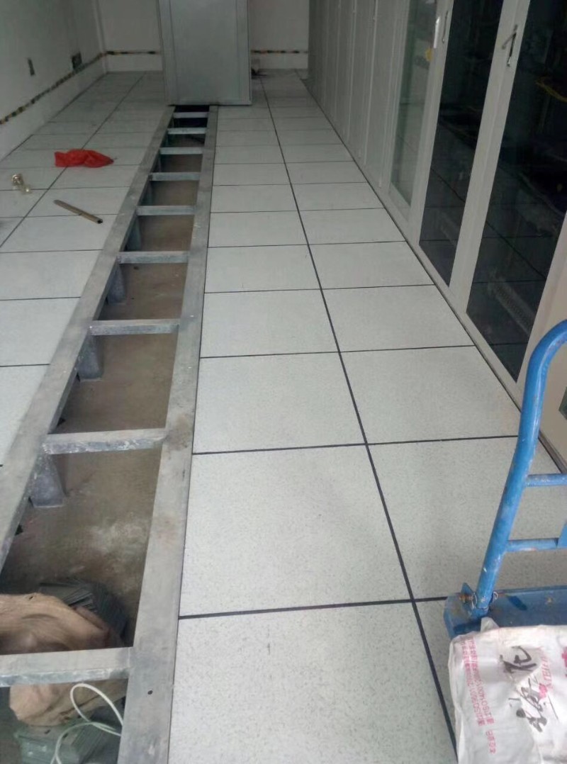 南昌市买地板哪里去 省建材找老茂_12