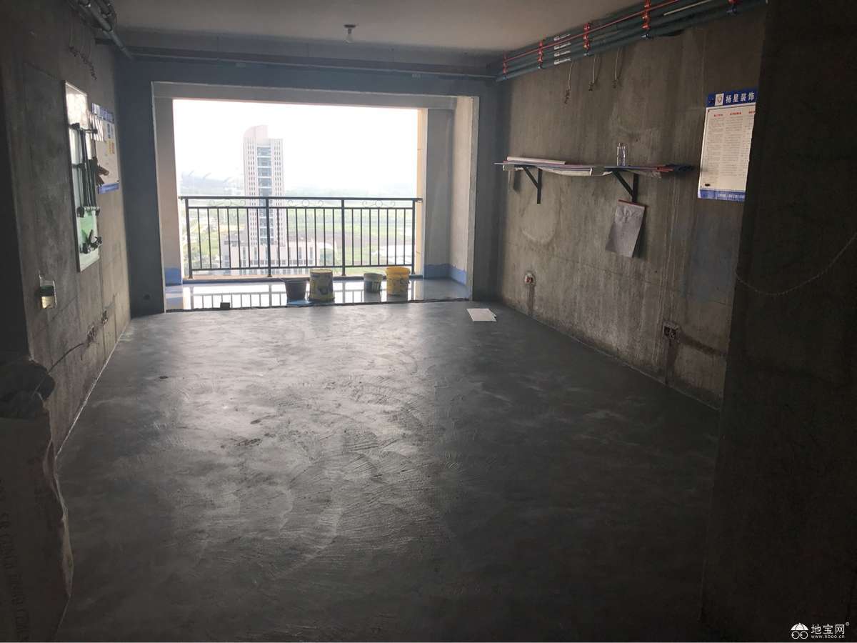 点击放大