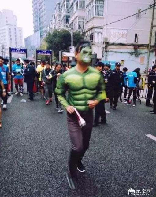 点击放大