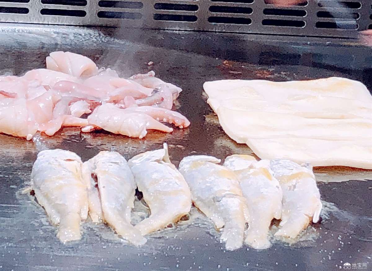 点击放大