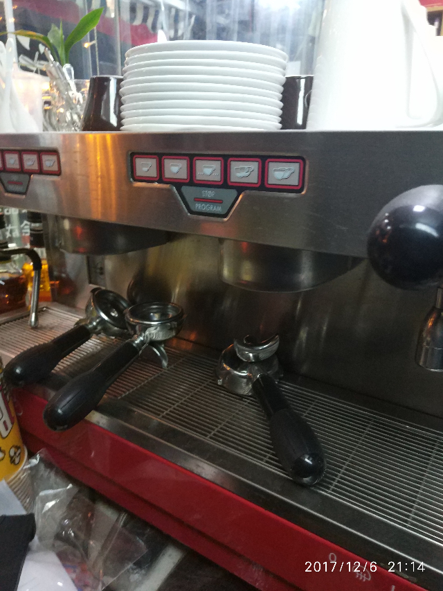 商用咖啡机和磨豆机_1