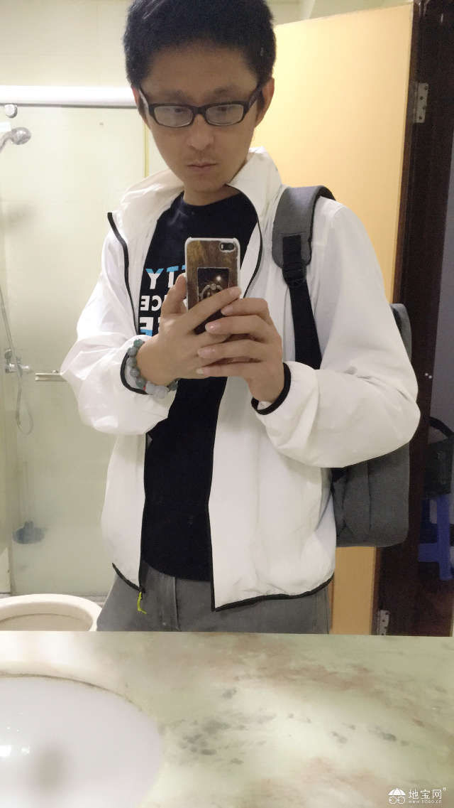 点击放大