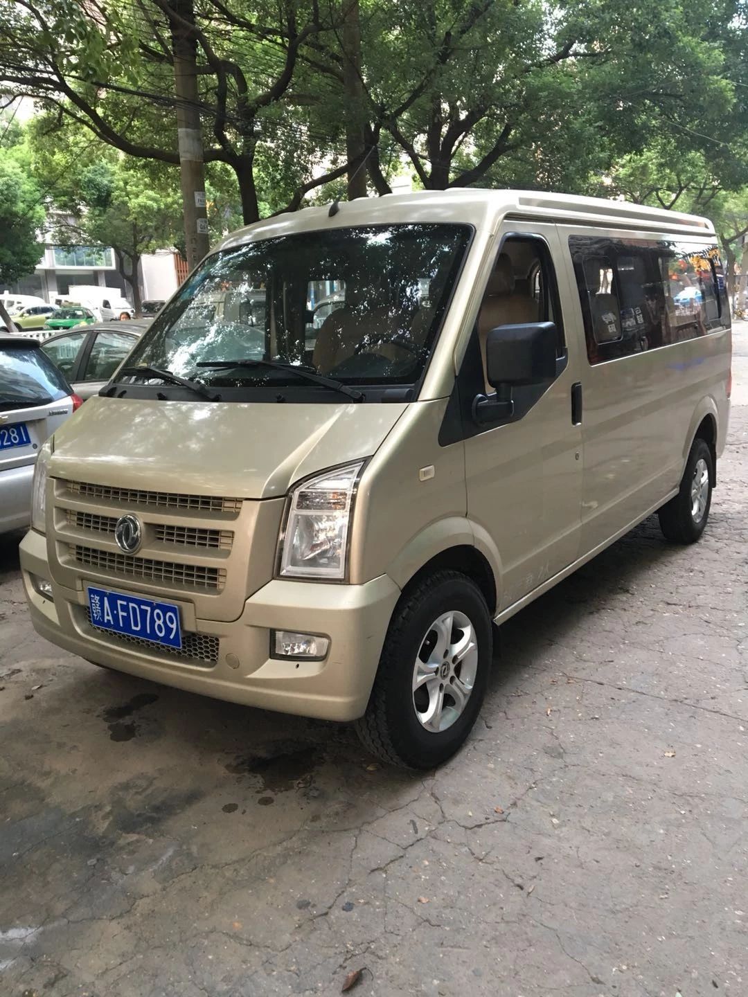 东风 C37 1.4L豪华型DK13-06 20