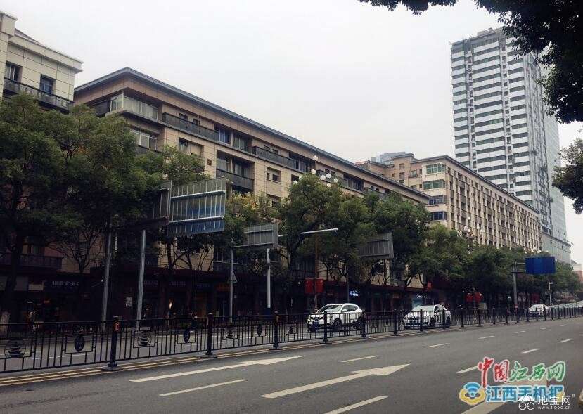 点击放大